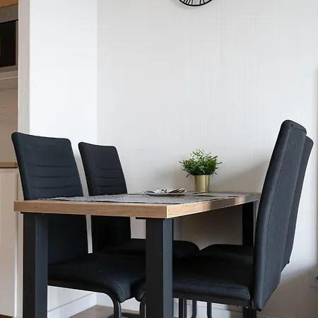 Rentplanet - Bliska Wola Apartment Warsaw Exterior photo