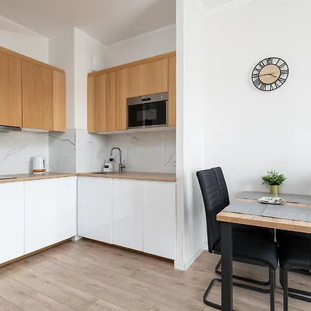 Rentplanet - Bliska Wola Apartment Warsaw Exterior photo